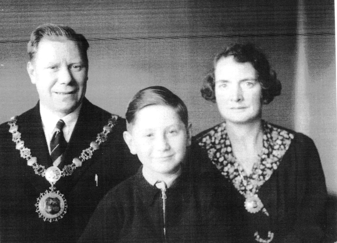 Bermondsey Mayor and Mayoress Albert and Gladys Verrell Henley.1940-41 with their son Len.  X.jpg
