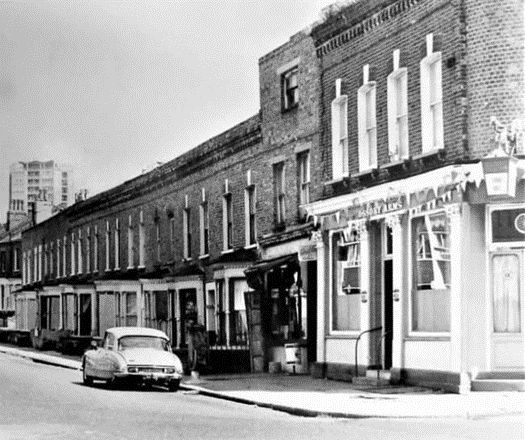 Ossory Road, The Ossory Arms Pub. Olmar Street right.  X.png