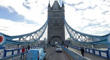 Tower Bridge 2020, coming from the east side.  Pic.1.   X.png