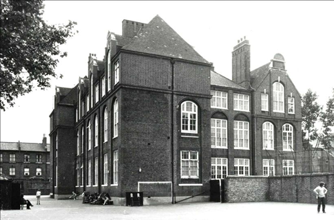 Surrey Square Primary School - 1972. X.png