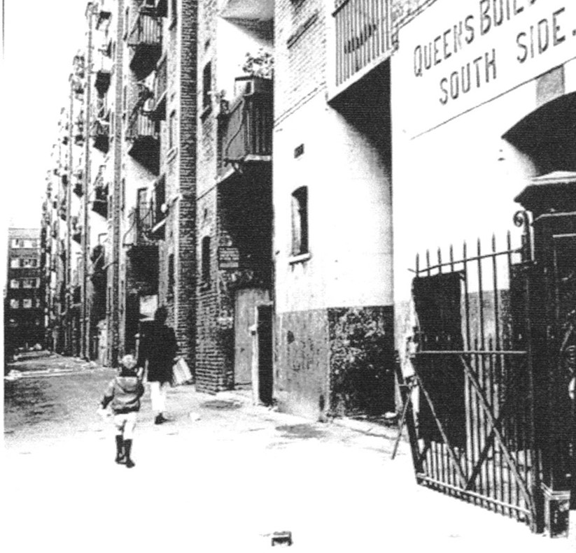 Scovell Road, Queens Buildings,1971,just before demolition.  X.jpg