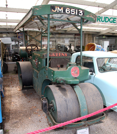 Southwark Street, Green's Roller 1947, at Lakeland Motor Museum.  X..png