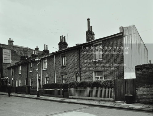 Coleman Road, Camberwell. Rainbow Street, and St George's Tavern to the left. X..png