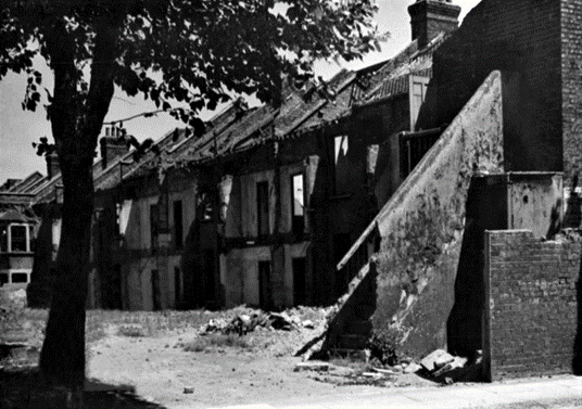 Stockholm Road, c1941.  The houses on the right are the rear of Bolina Road.  X..png
