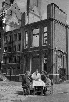 Sayers St School,Elephant & Castle,1941-42 X.jpg