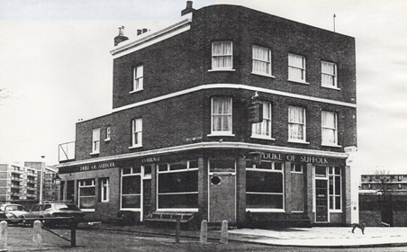 Hawkstone Road, Rotherhithe, Duke of Suffolk pub. Hodnet Grove left. X..png