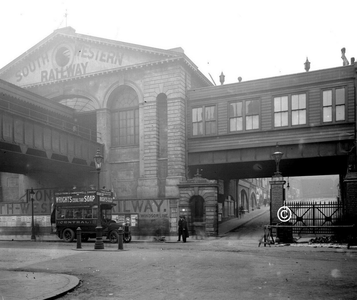 Waterloo Road,Waterloo  Railway Station, 1911.  X..jpg