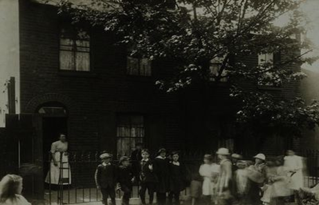 Dalwood Street, c1905, Gardener's Arms Pub. X..png