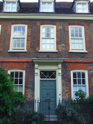 GRANGE.jpg