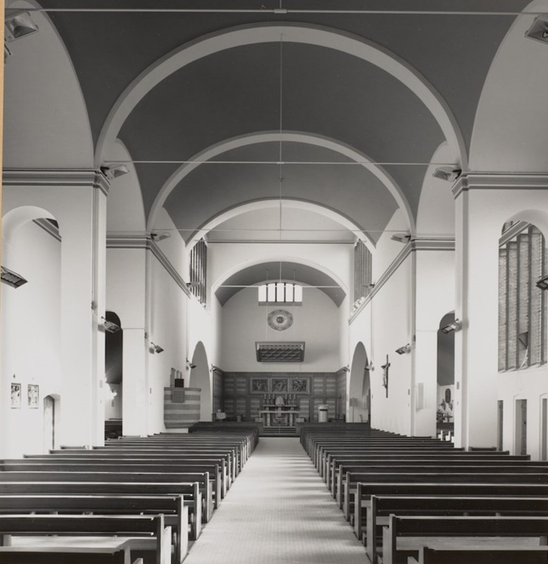 Parkers Row, RC Holy Trinity Church, c1960.  X. (2).jpg