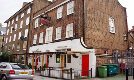 King and Queen Street, The Gladstone Pub.  X.png