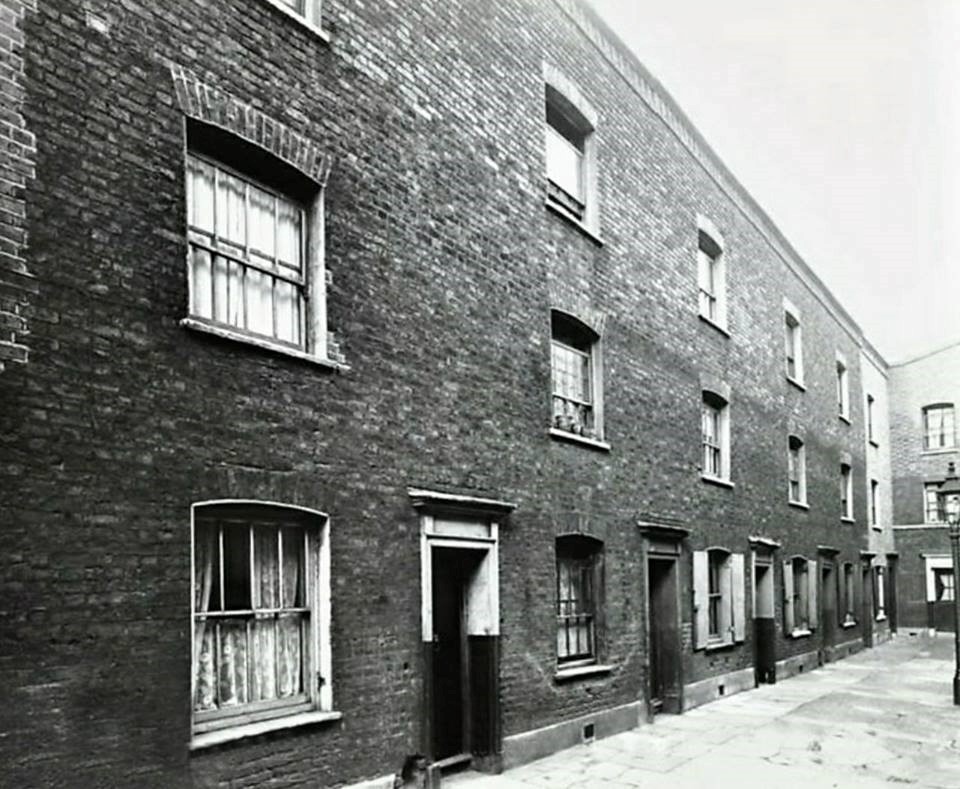 PEPIN PLACE,LONG LANE. 2  X.jpg