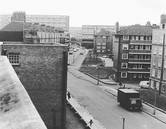 Kinglake Street, Wendover Estate in the distance looks like this is taken from Swanley House. X.png