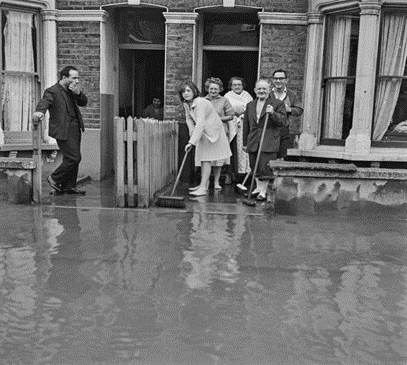 Barkworth Road area of Bermondsey, London flooding, c1960.  X..png