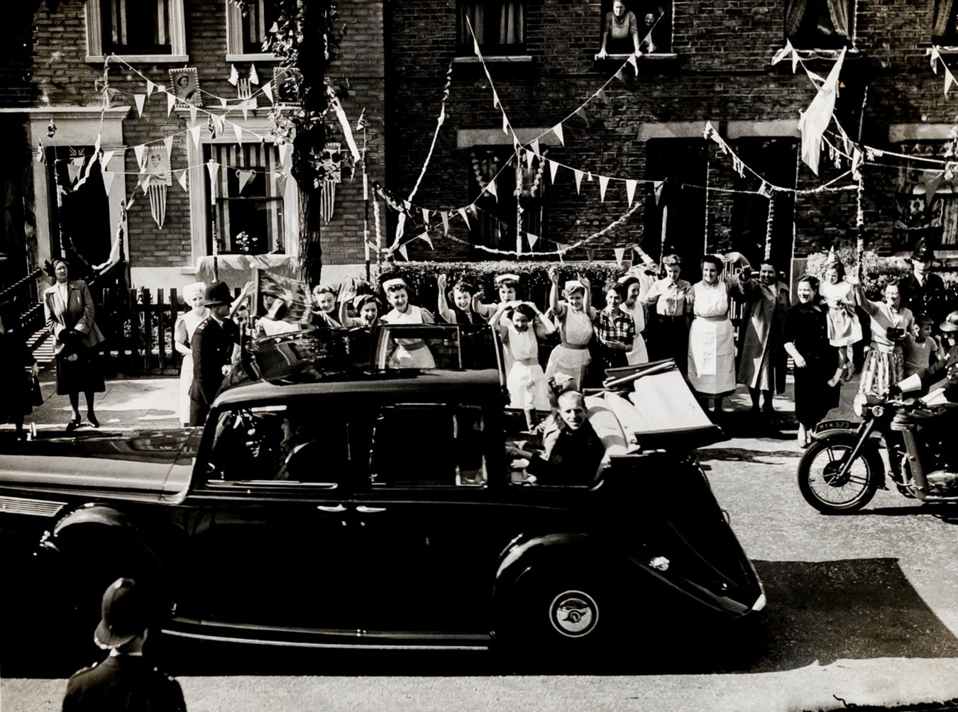 Rotherhithe New Road, Bermondsey 1953. Queen Elizabeth II coronation drive.  X..jpg