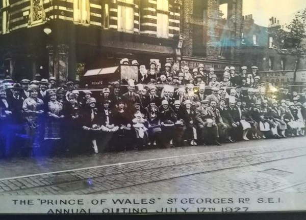 ST GEORGES ROAD, 1927. THE PRINCE OF WALES PUB.  X..png