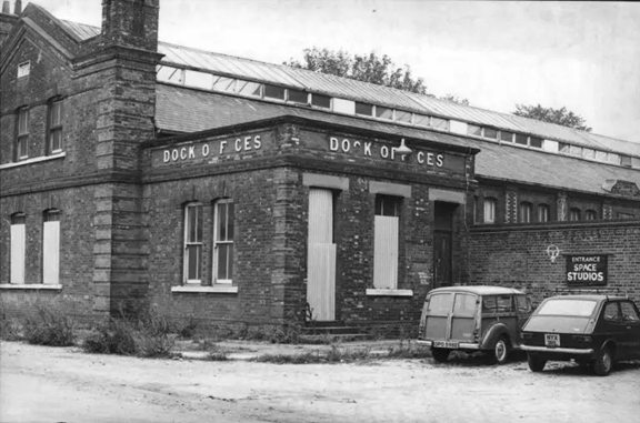 SURREY DOCKS C1983.   X..png