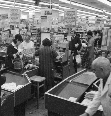 Elephant and Castle, Tesco's 1970.   X..png