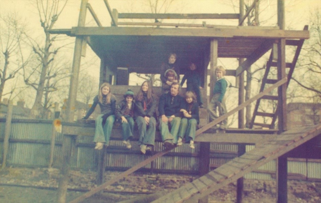 Blendon Row adventure playground. 2  X..jpg