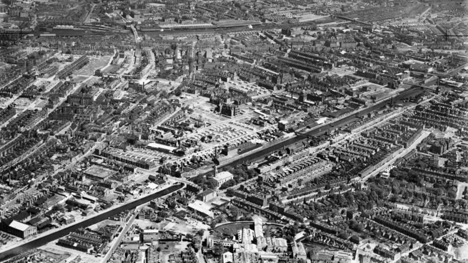 Grand Surrey Canal 1949, aerial view of the canal between Old Kent Road and Camberwell. St. George’s Church is very prominent.  X..jpg