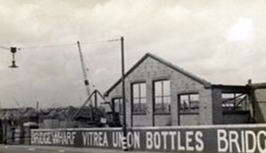 Bridge Wharf, just at the end of Lower Road into Evelyn Street.   2 X..png