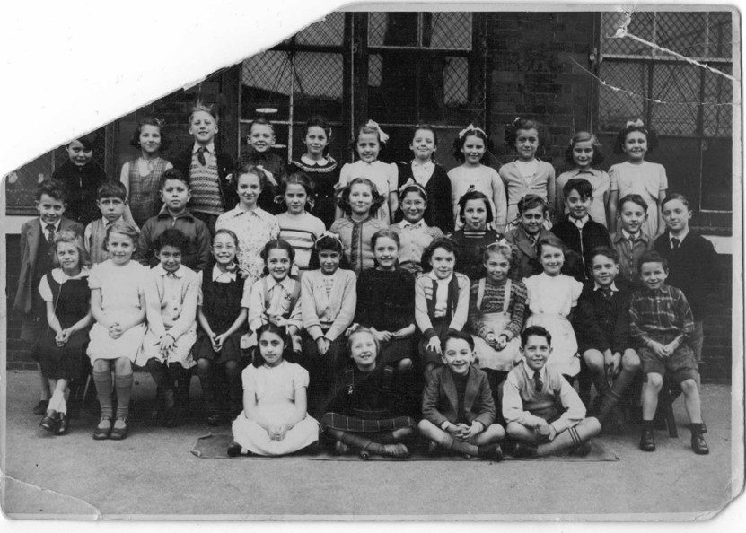Rotherhithe New Road Primary school early 50's.  X..jpg