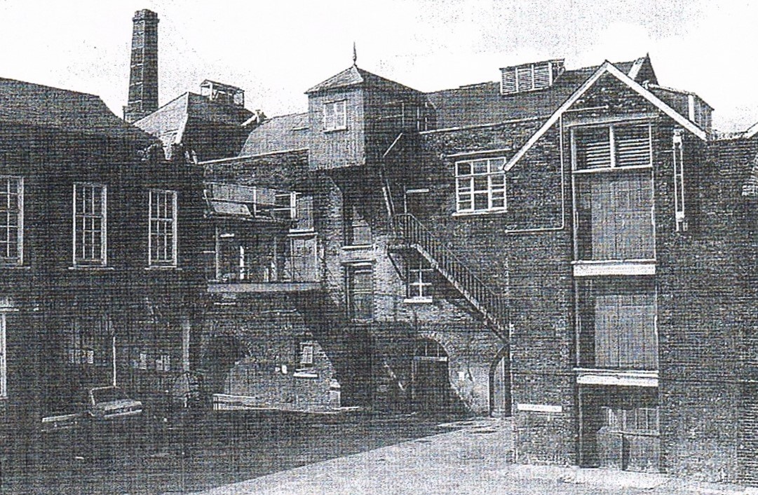 Tower Bridge Road. Sarson’s Vinegar, the malt store, left is the laboratory with brewhouse and chimney beyond.  X..jpg