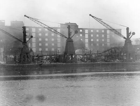 Surrey Commercial Docks Rotherhithe, this raid took place on 7 September 1940.   X..png