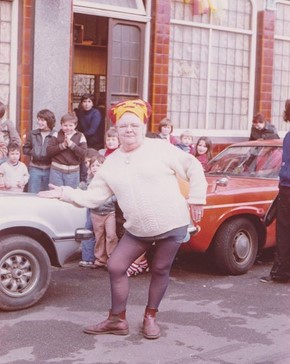 Bramcote Grove, outside the Bramcote Arms Pub, 1976-77.   X..jpg