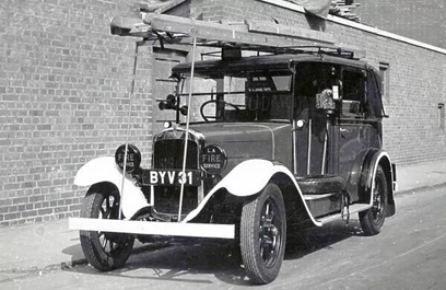 One of some 2000 taxis converted for World War II fire brigade.  X..png