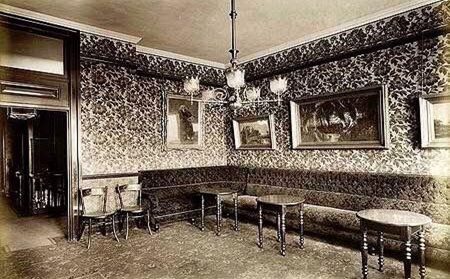 15. Tower Bridge Road, Bermondsey c1899. The Masonic Room at the Tower Bridge Hotel Pub..png