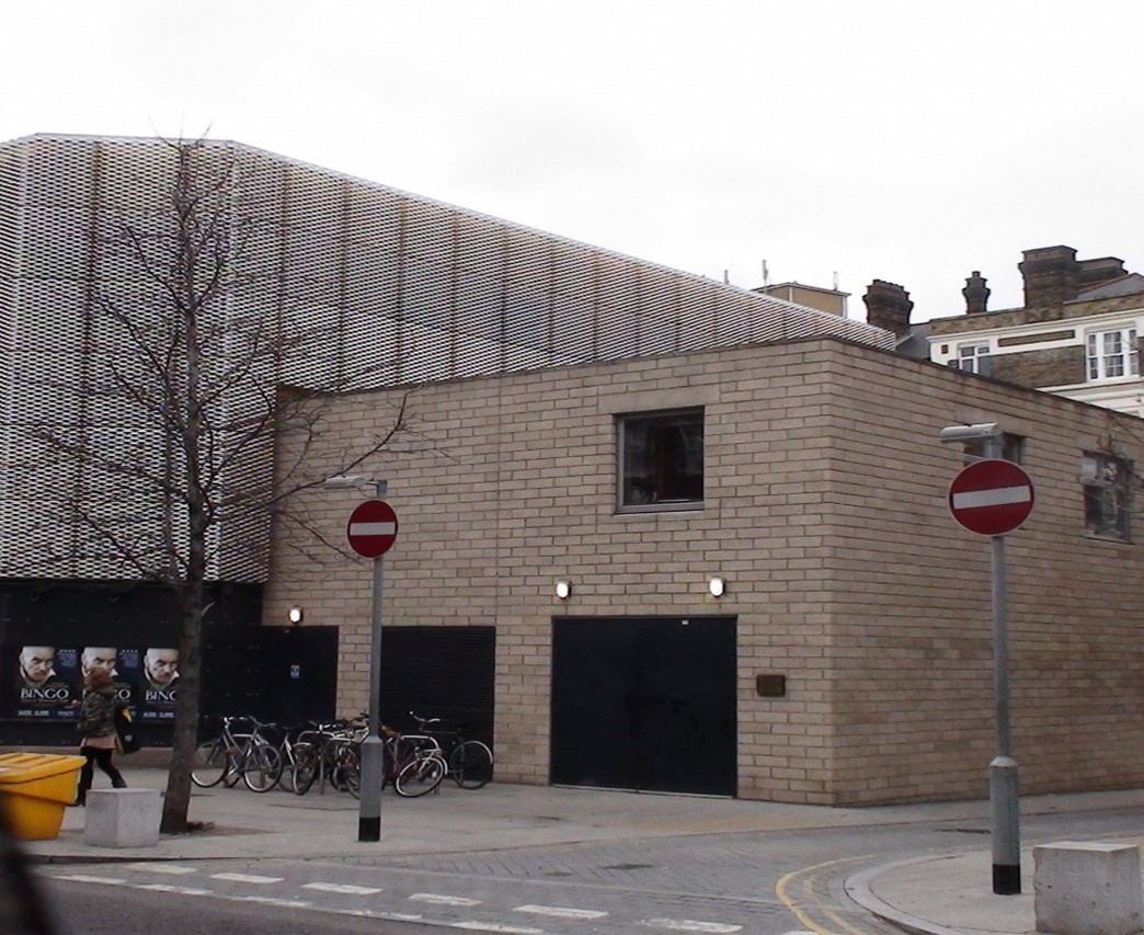 9. The Cut, site of Walkings Bakery, now part of The Young Vic Theatre 2023. Greet Street right.   X..jpg