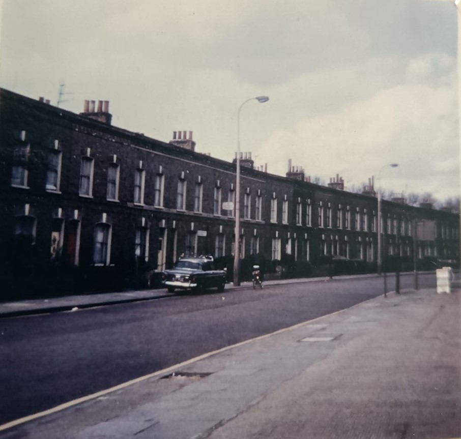 Rotherhithe New Road c1972.  1  X..jpg