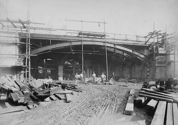 Tower Bridge Road c1900, the new Railway Bridge across Tower Bridge Road taken from the junction with Tanner Street. X..jpg