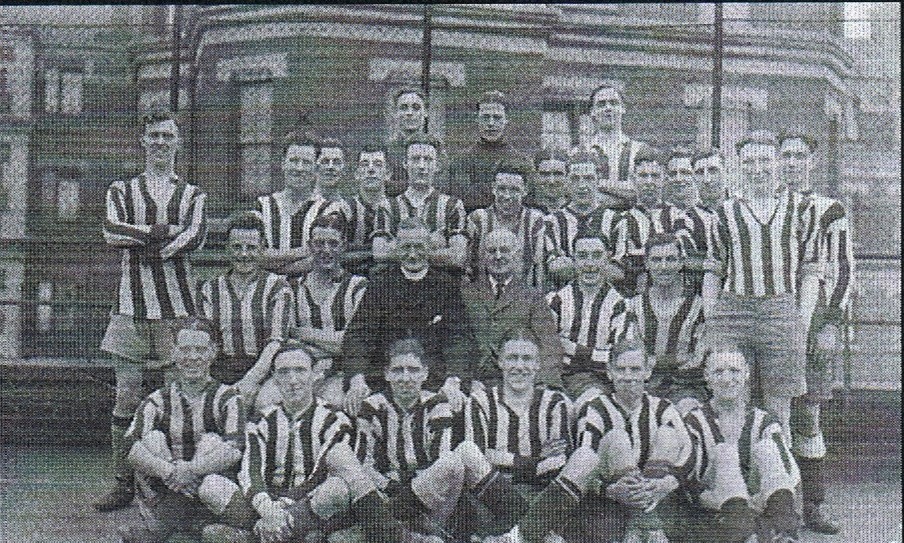 Fair Street, Fisher Football Club on the roof of their clubhouse.   X..jpg