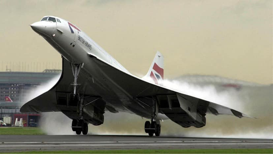 Concorde, Heathrow, 1976.   X.png