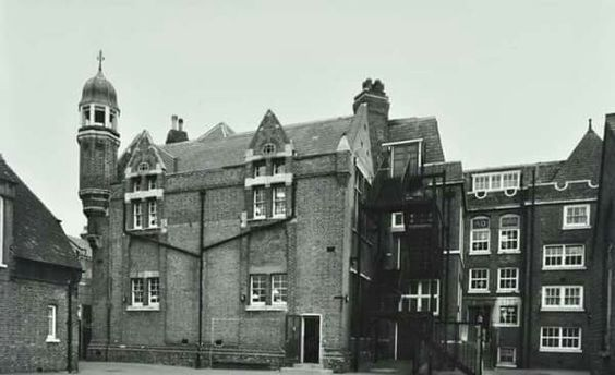 Faraday Street, Michael Faraday infant’s playground.   X..png