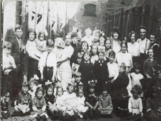 Great Maze Court, Southwark., looking from Maze Yard. X..jpg