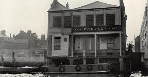 Rotherhithe Street, The Angel c1949.    X..png