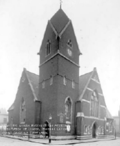 Manciple Street, St Stephen's Church, c1900, remained until the 1960s, opposite Hankey Place.  X.png