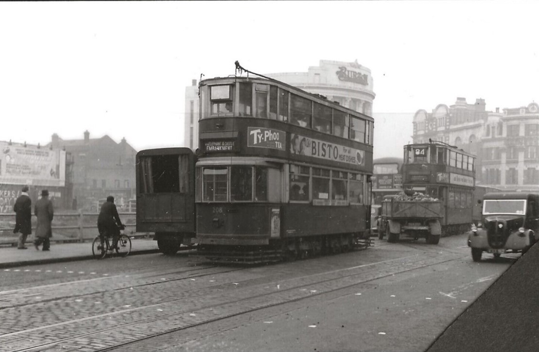 Elephant & Castle.  X. 1 .jpg