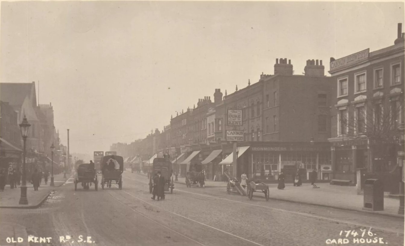 Old Kent Road, c1912.  Duke of Kent Pub and Rowcross  Street right, Cobourg Road left. 4.jpg