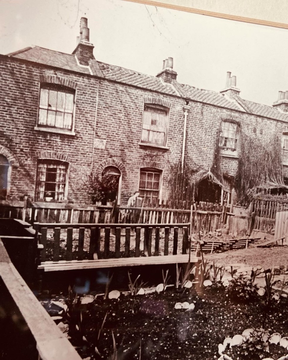 Adams Gardens, Rotherhithe, c1926.   X..jpg