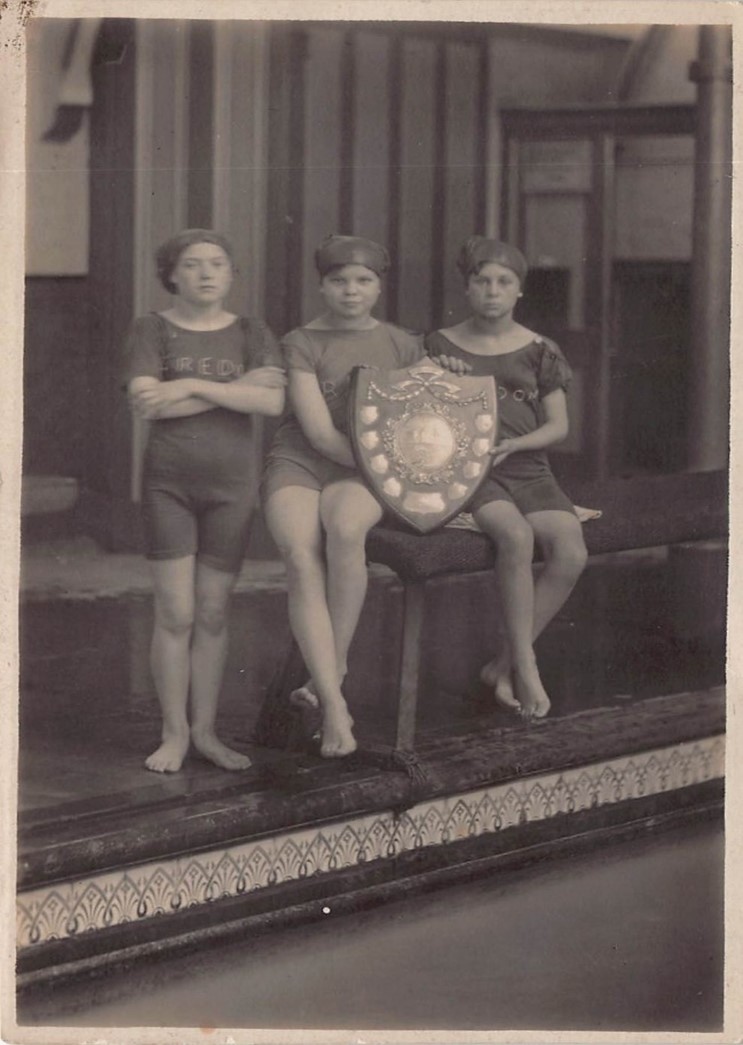Credon Road School - L.s.s.a. Shield Winners 1920. X.jpg