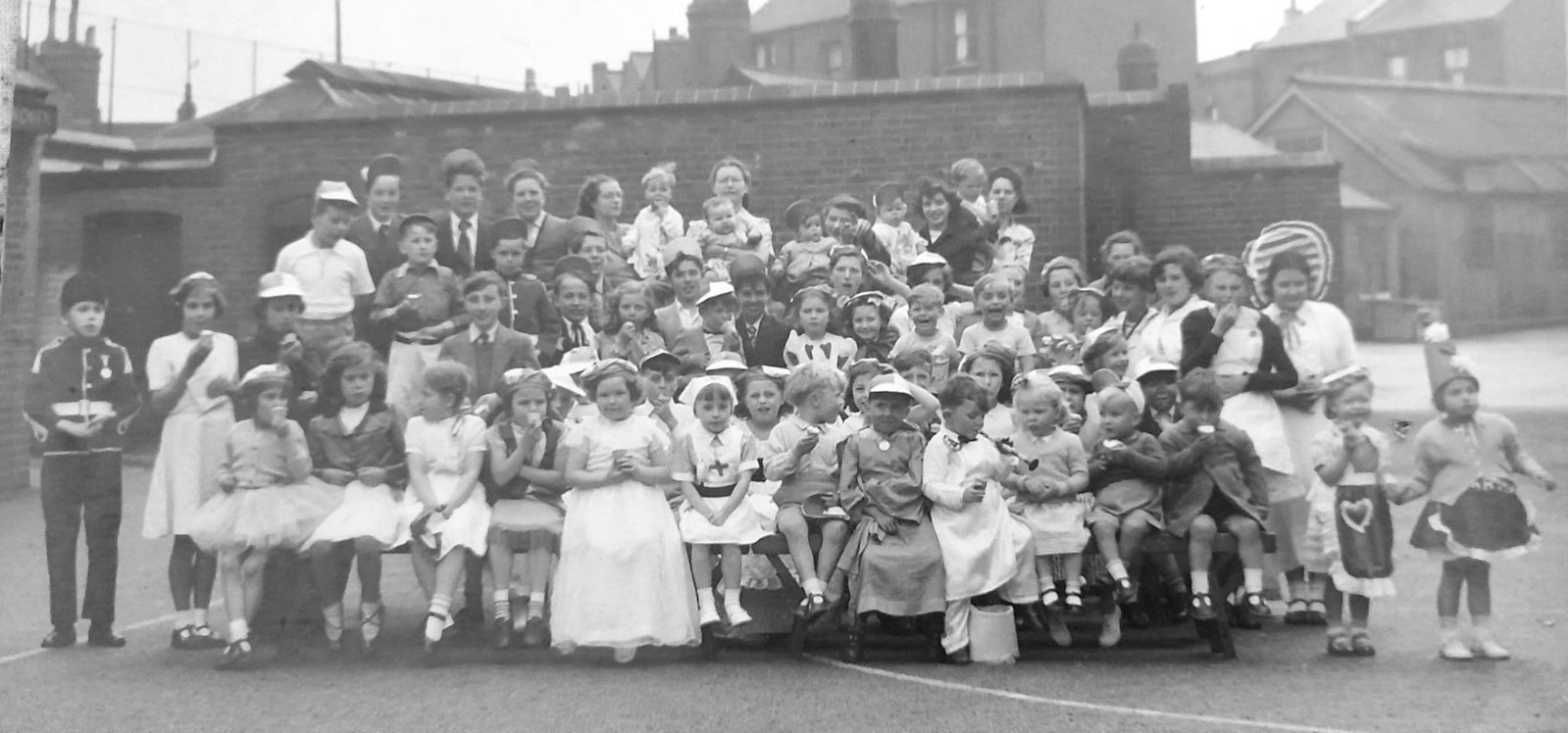 Barlow Street, Darwin Buildings Coronation Party 2nd June 1953. 1 .jpg