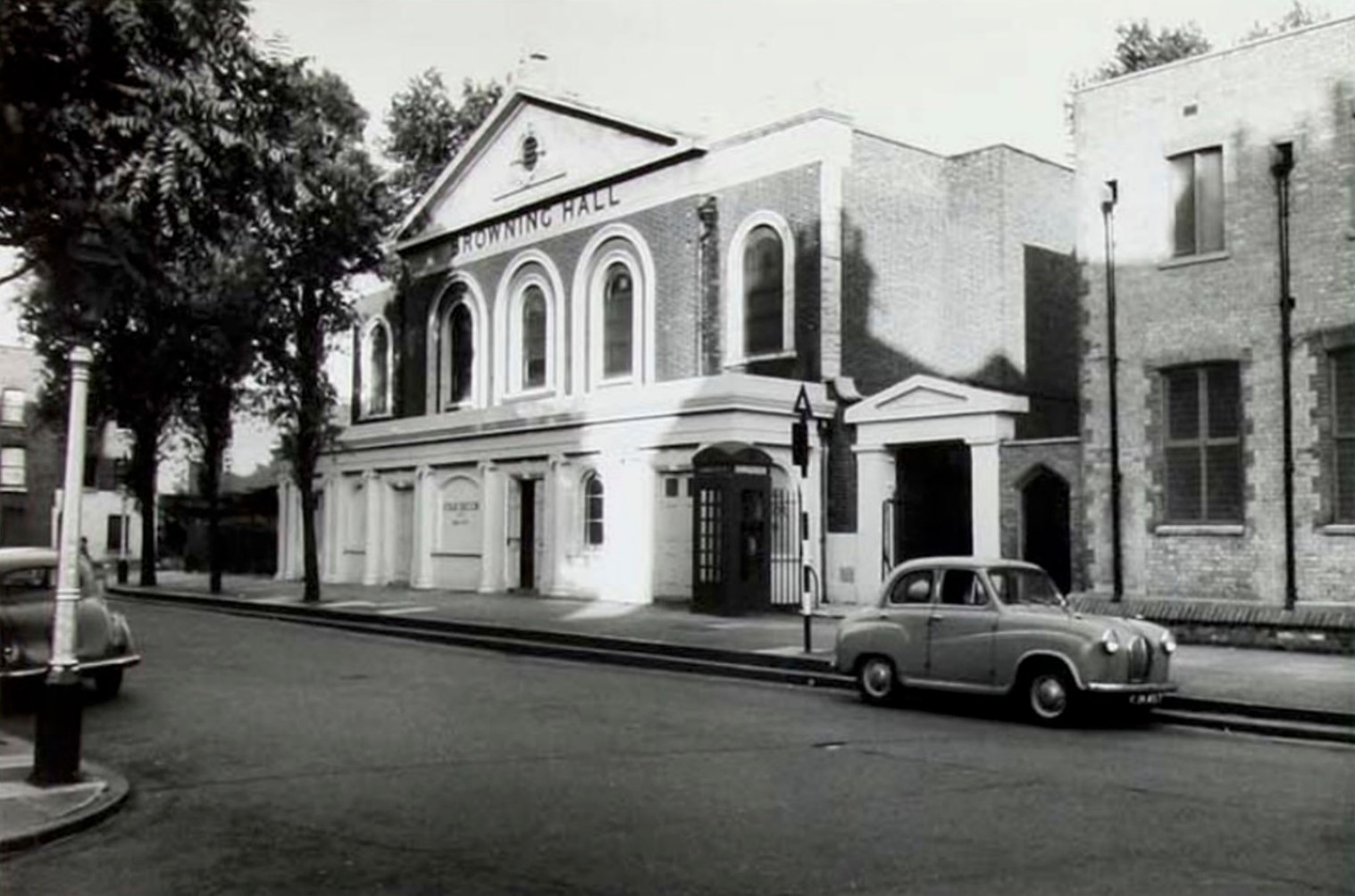 Browning Street, Browning Hall, 1960, formerly the York Street Chapel.   X..jpg