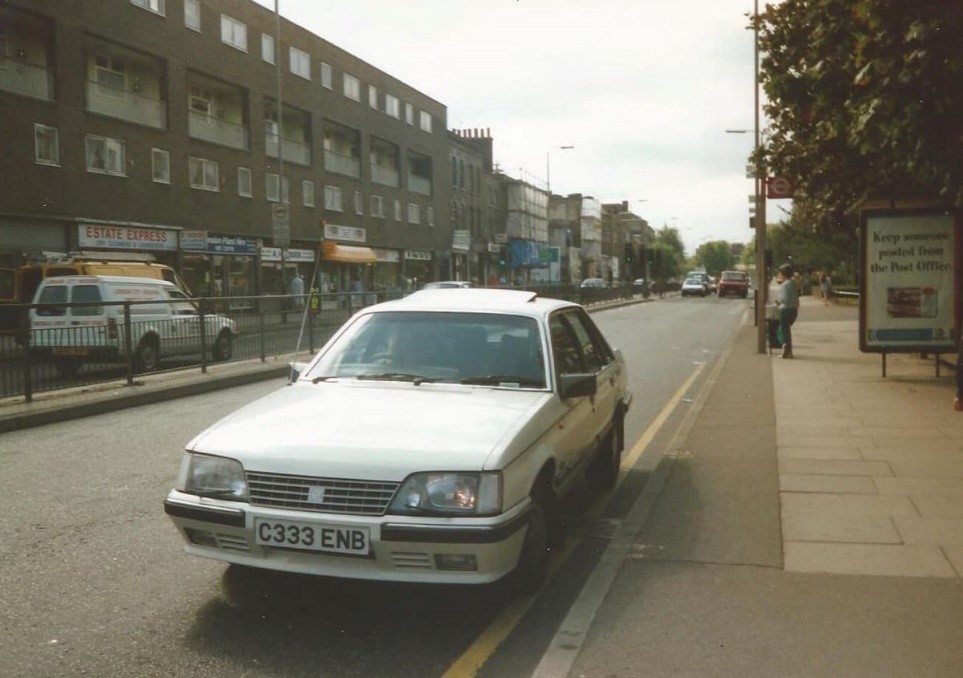 Jamaica Road, Bermondsey, Outside the Post Office 1980s..jpg