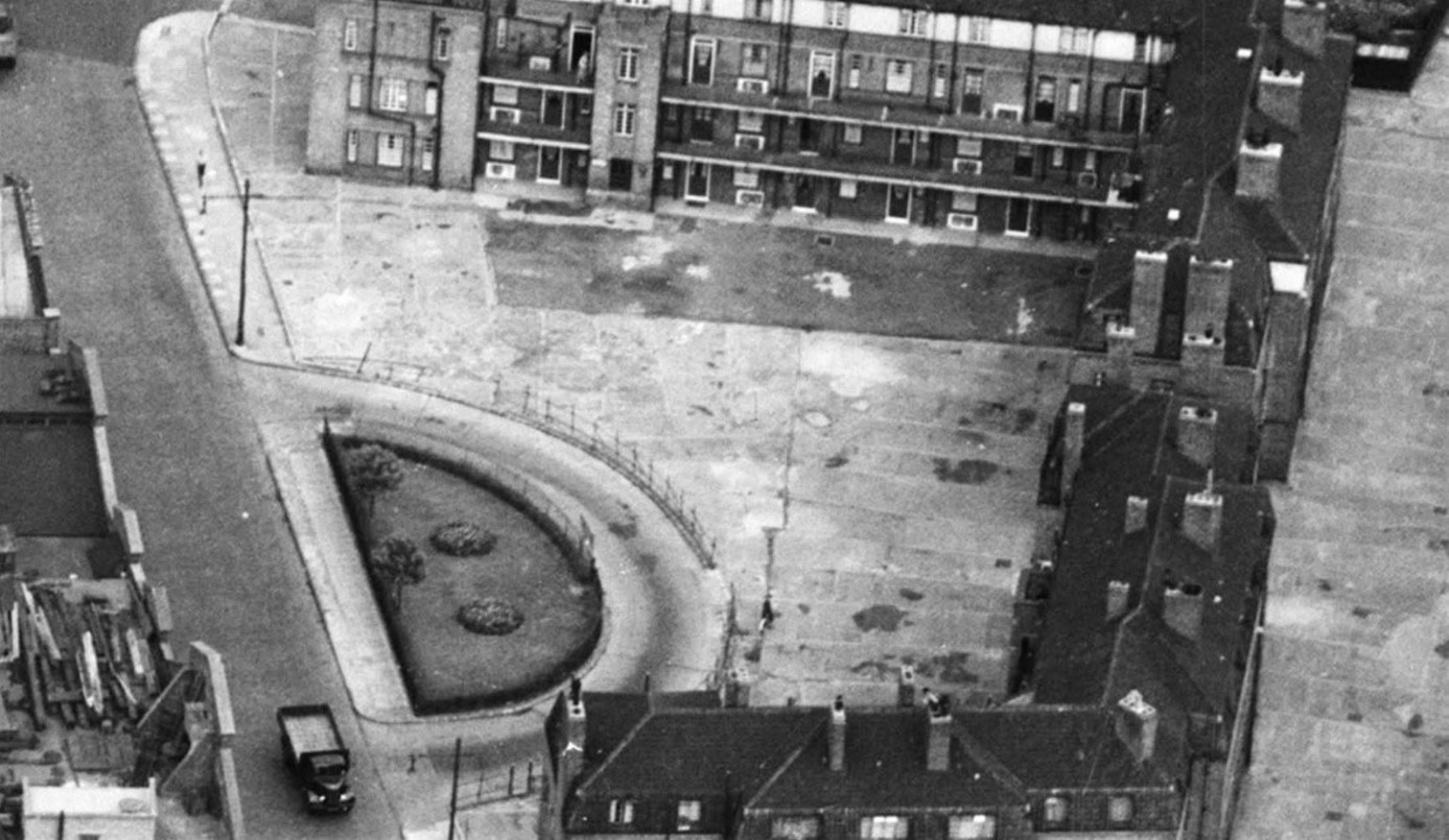 Rotherhithe Street, Amos Estate.  X..jpg