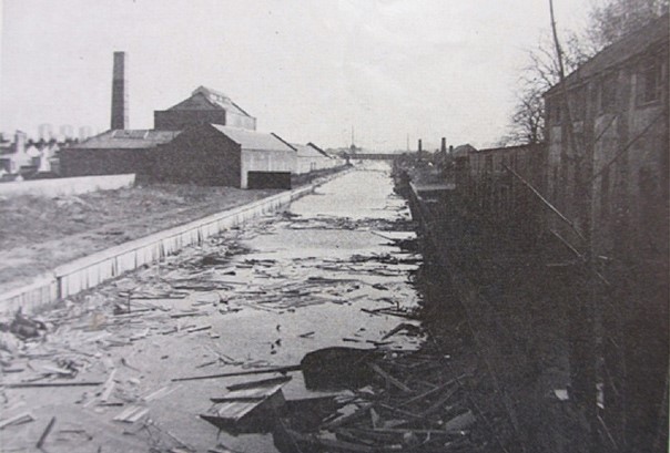 GRAND SURREY CANAL. 2.jpg