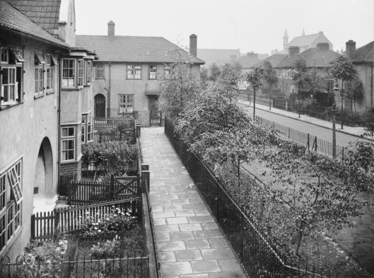 WILSON GROVE,ROTHERHITHE, 1934.jpg